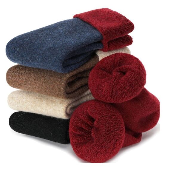 Warm wool winter socks  - Picture 1 of 5